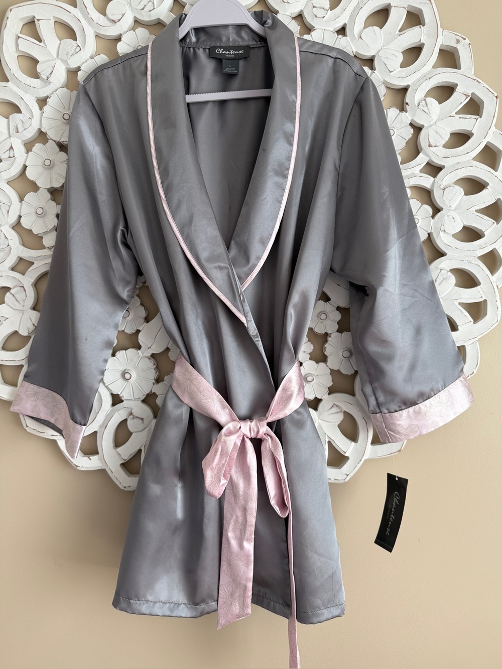 Chanteuse Women's Satin Robe - Gray with Pink Trim  XL